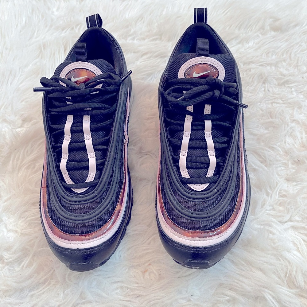 Women’s Nike Airmax 97